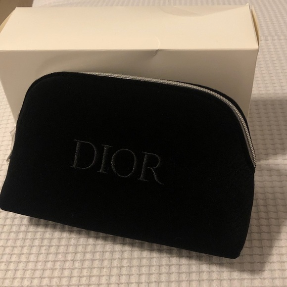 Dior Black Velvet Makeup  Bag poach - Picture 2 of 6